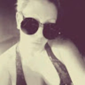 Meet your Posher, Brittney